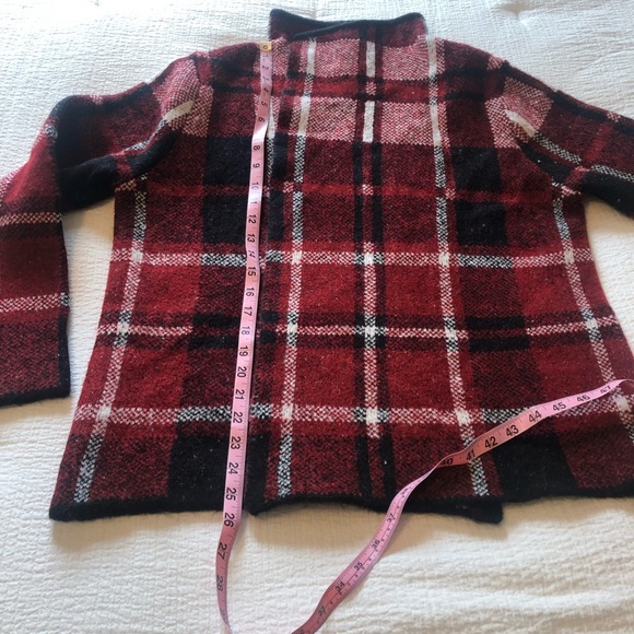 Joseph A. Red Plaid Open Front Cardigan Sweater - Picture 10 of 15